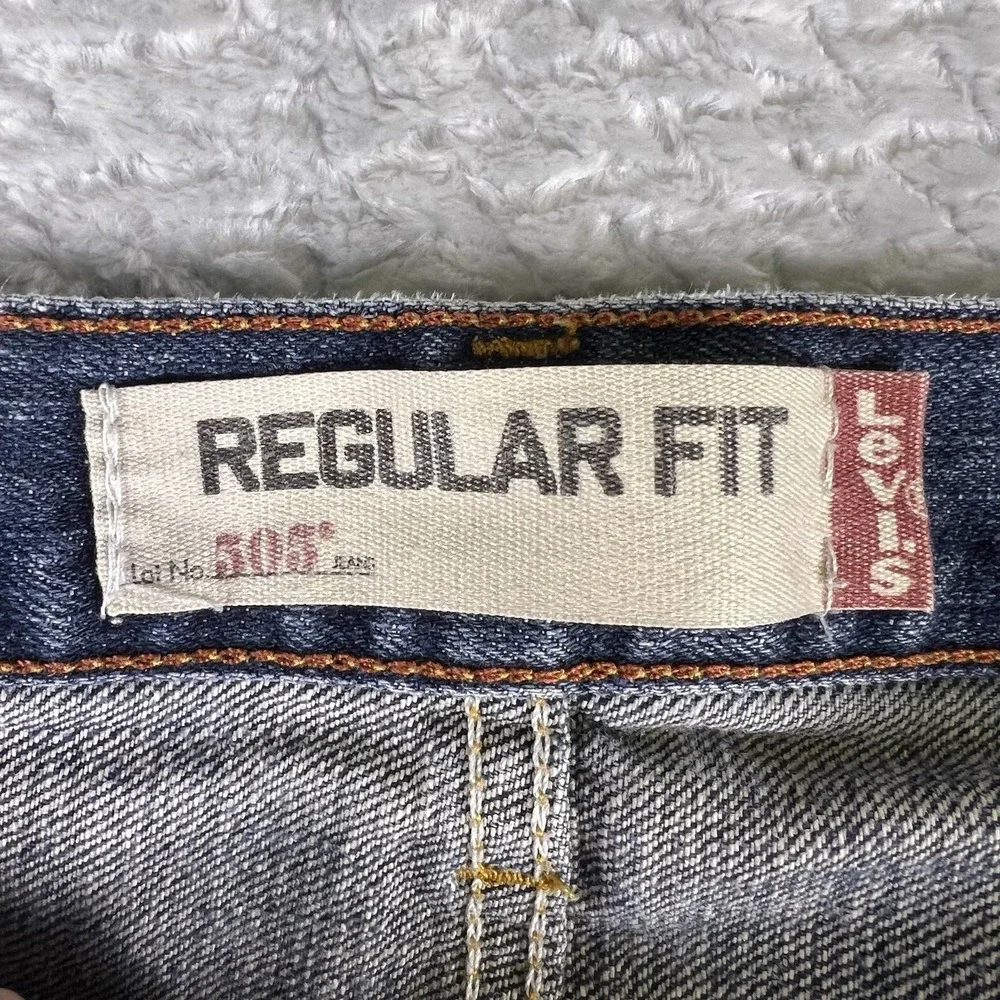 Levis 505 Jeans Mens 34x30 Regular Fit Straight Leg Medium Wash Denim Pants